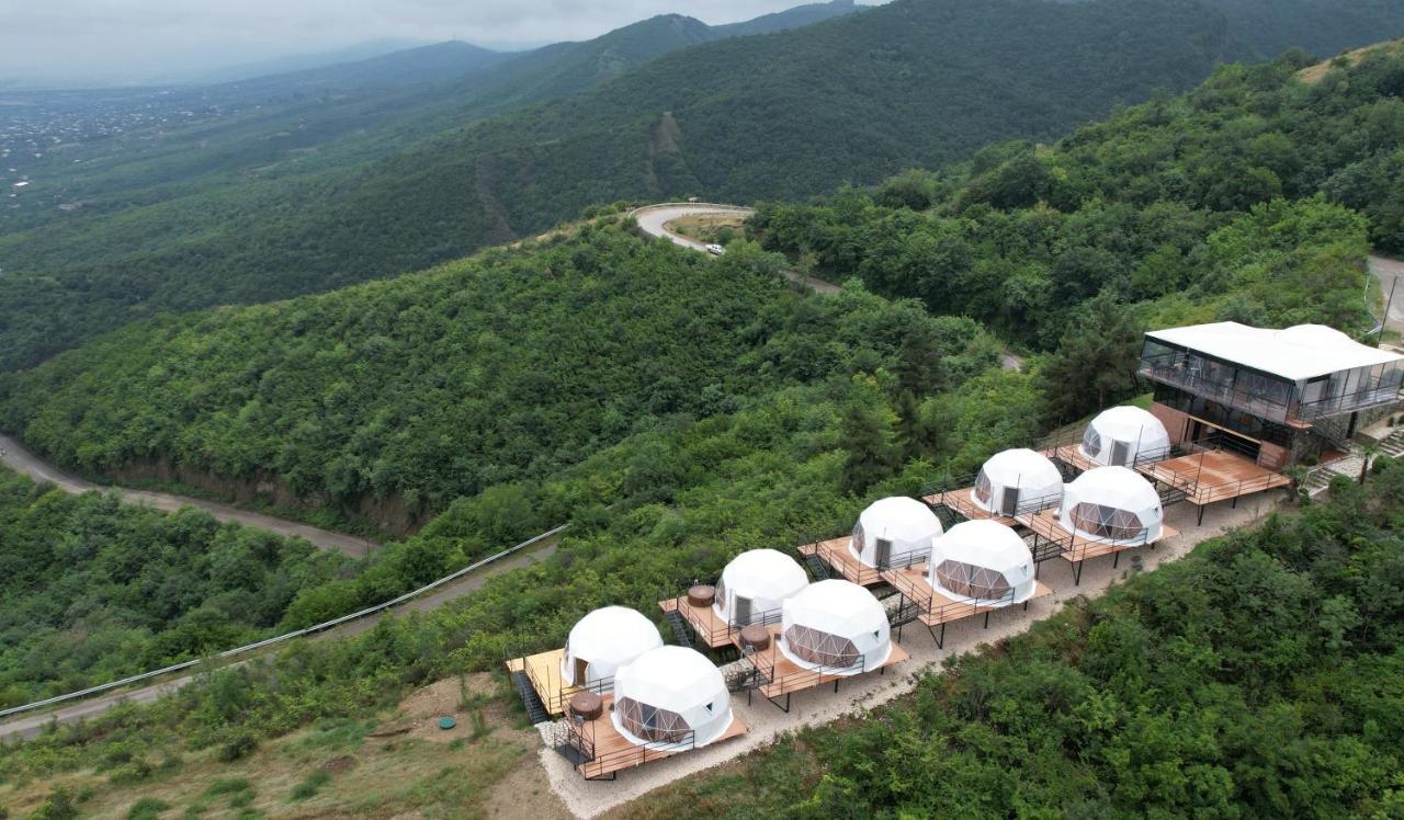 ホテル Signagi Glamping エクステリア 写真