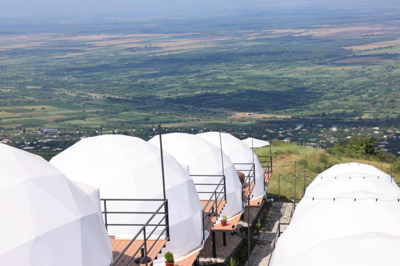 ホテル Signagi Glamping エクステリア 写真