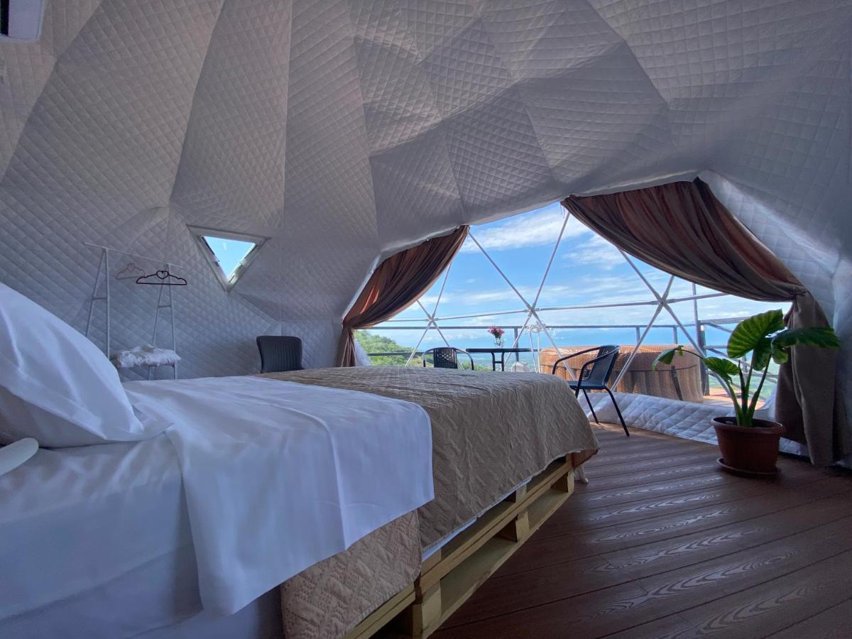 ホテル Signagi Glamping エクステリア 写真
