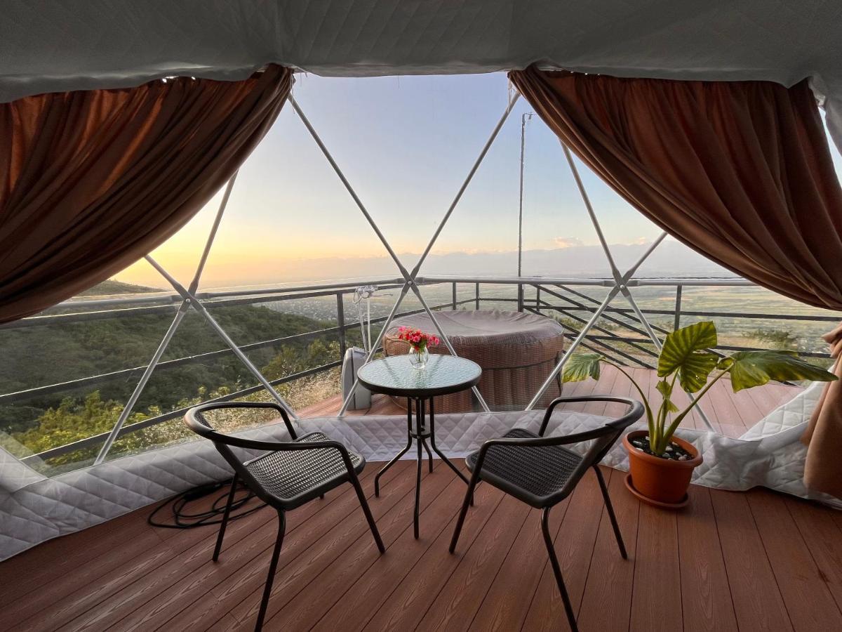 ホテル Signagi Glamping エクステリア 写真