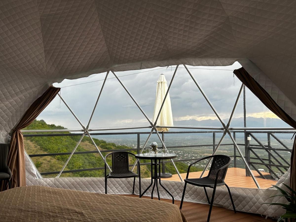 ホテル Signagi Glamping エクステリア 写真